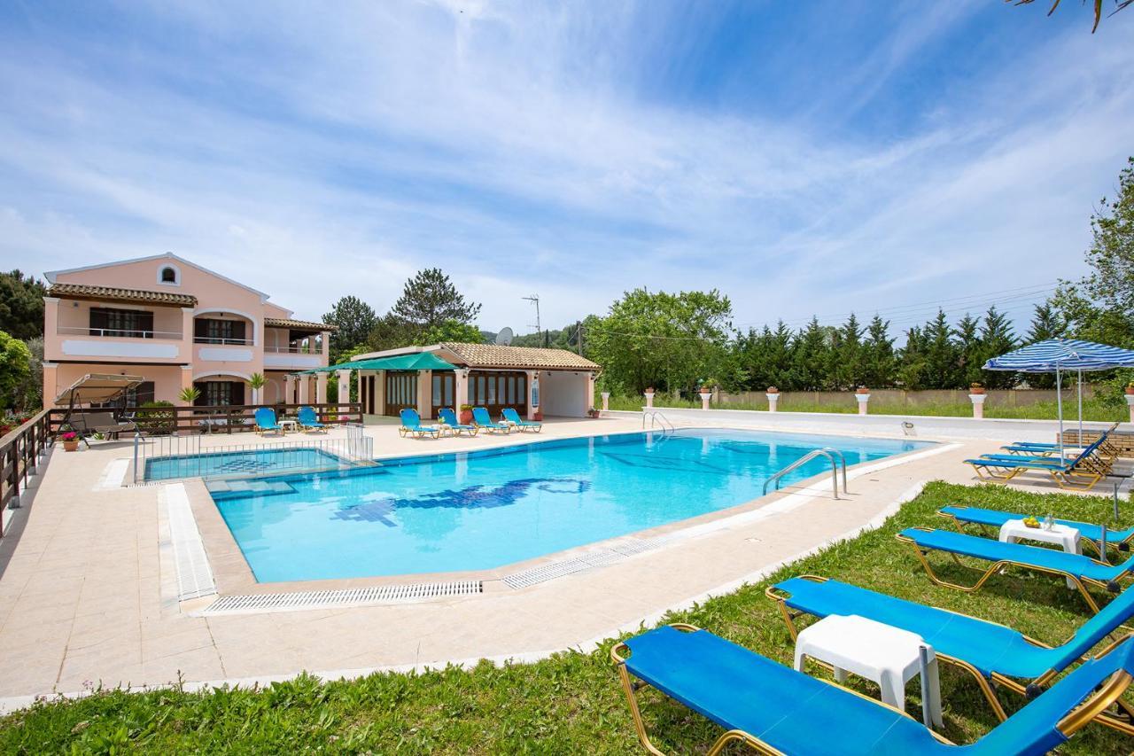Nikos Pool Apartments - Upper Floor Szidári Kültér fotó
