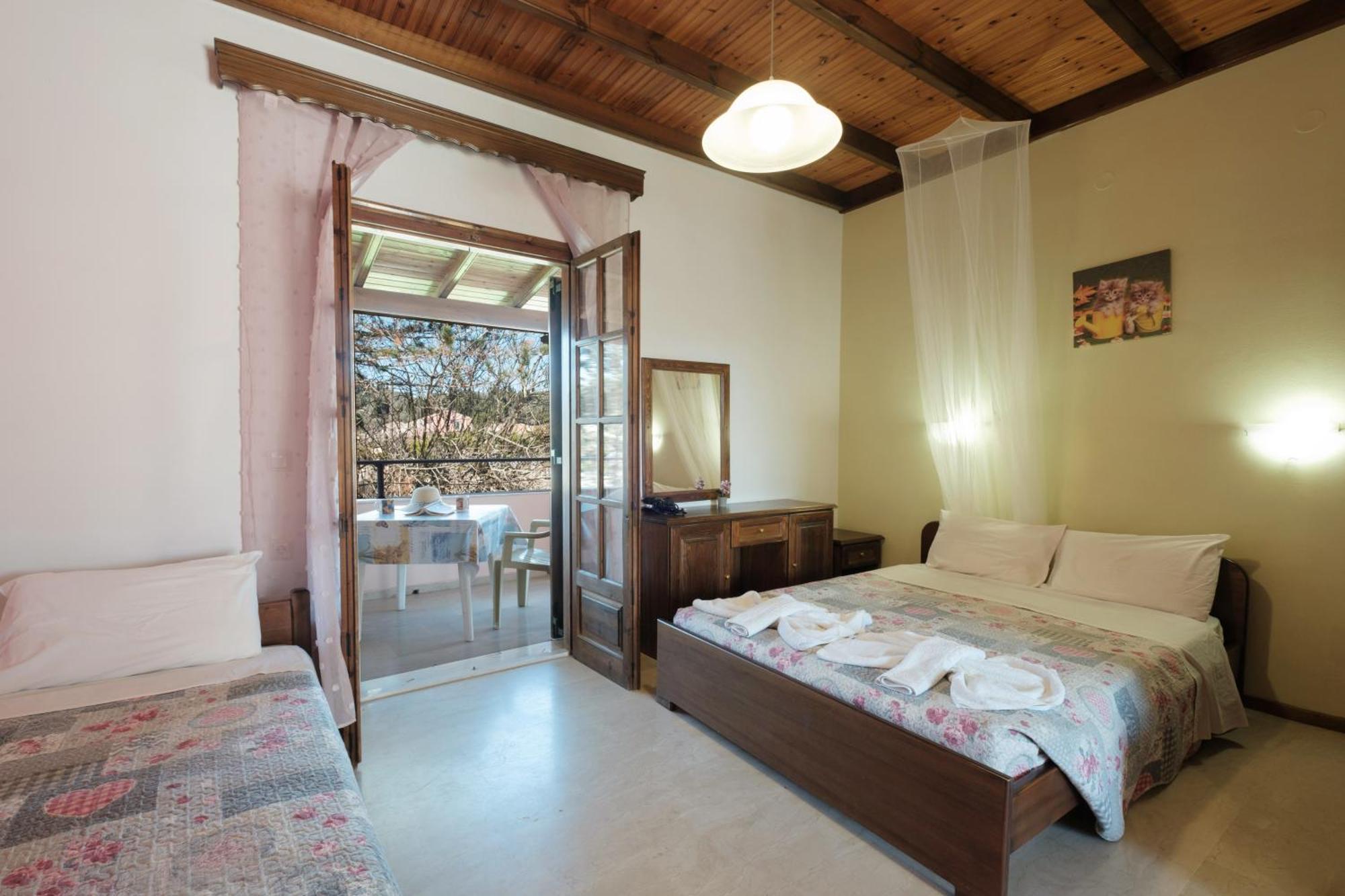 Nikos Pool Apartments - Upper Floor Szidári Kültér fotó